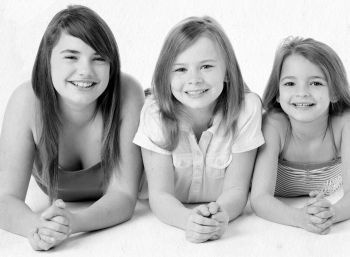 Иллюстрация к книге — Девочка. Девушка. Женщина [i_115.jpg]