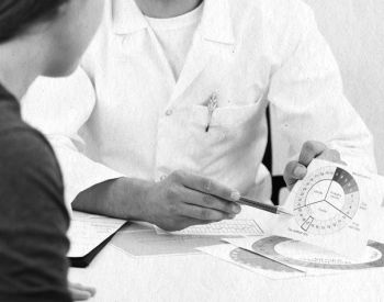 Иллюстрация к книге — Девочка. Девушка. Женщина [i_136.jpg]