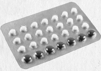 Иллюстрация к книге — Девочка. Девушка. Женщина [i_221.jpg]