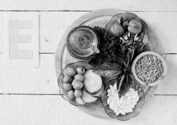 Иллюстрация к книге — Девочка. Девушка. Женщина [i_262.jpg]