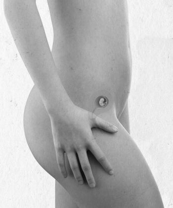 Иллюстрация к книге — Девочка. Девушка. Женщина [i_289.jpg]