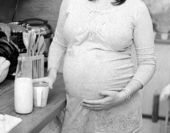 Иллюстрация к книге — Девочка. Девушка. Женщина [i_319.jpg]