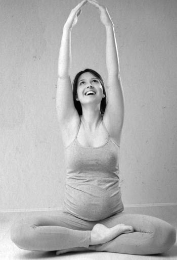 Иллюстрация к книге — Девочка. Девушка. Женщина [i_332.jpg]