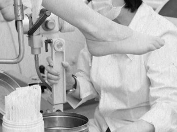 Иллюстрация к книге — Девочка. Девушка. Женщина [i_370.jpg]