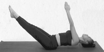 Иллюстрация к книге — Девочка. Девушка. Женщина [i_430.jpg]