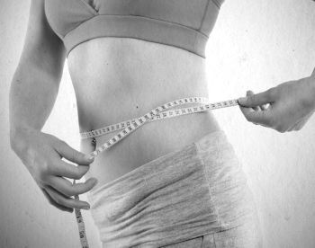 Иллюстрация к книге — Девочка. Девушка. Женщина [i_459.jpg]