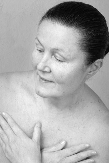 Иллюстрация к книге — Девочка. Девушка. Женщина [i_513.jpg]