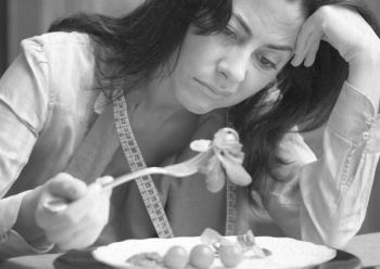 Иллюстрация к книге — Девочка. Девушка. Женщина [i_518.jpg]