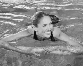 Иллюстрация к книге — Девочка. Девушка. Женщина [i_618.jpg]