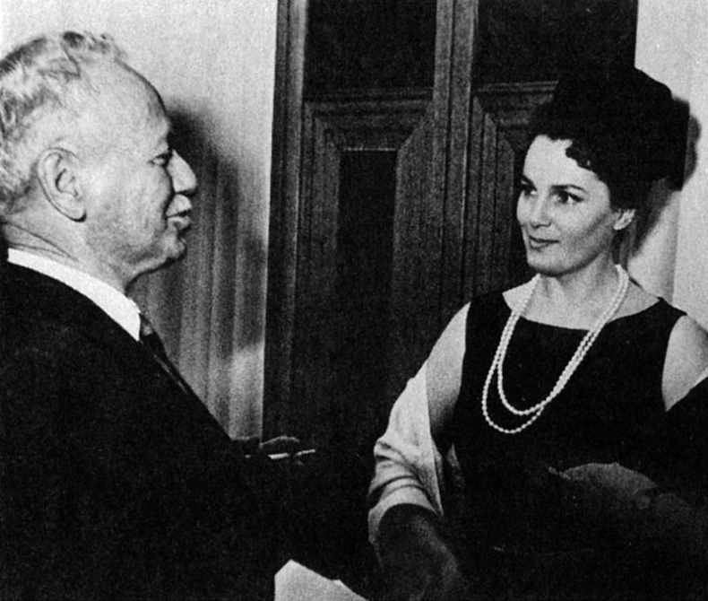 Иллюстрация к книге — Звёзды на небе [i_008.jpg]