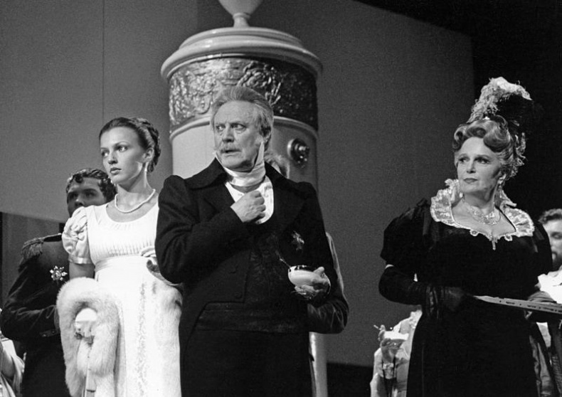 Иллюстрация к книге — Звёзды на небе [i_018.jpg]