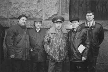 Иллюстрация к книге — Тайная война против СССР и России. Начальник 1 отдела по борьбе с терроризмом УБТ ФСБ РФ о лихих 90-х [i_031.jpg]