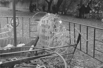 Иллюстрация к книге — Тайная война против СССР и России. Начальник 1 отдела по борьбе с терроризмом УБТ ФСБ РФ о лихих 90-х [i_039.jpg]