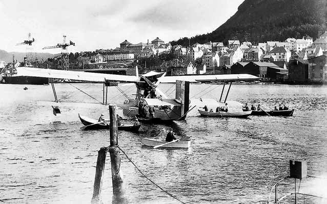 Иллюстрация к книге — Изнанка белого. Арктика от викингов до папанинцев [_097.jpg]