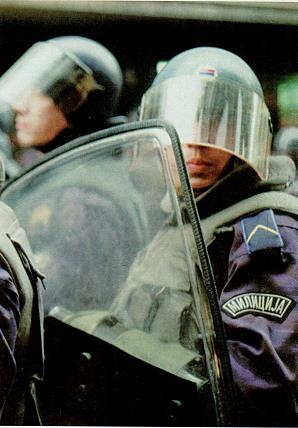 Иллюстрация к книге — Последний окножираф [img278e.jpg]