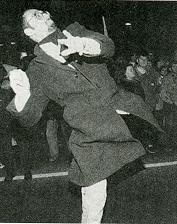 Иллюстрация к книге — Последний окножираф [img2f62.jpg]