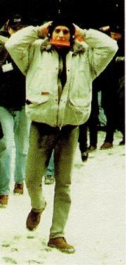 Иллюстрация к книге — Последний окножираф [img7f84.jpg]