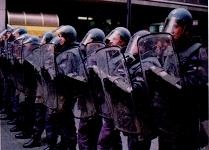 Иллюстрация к книге — Последний окножираф [imgc2ba.jpg]