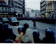 Иллюстрация к книге — Последний окножираф [imgc996.jpg]