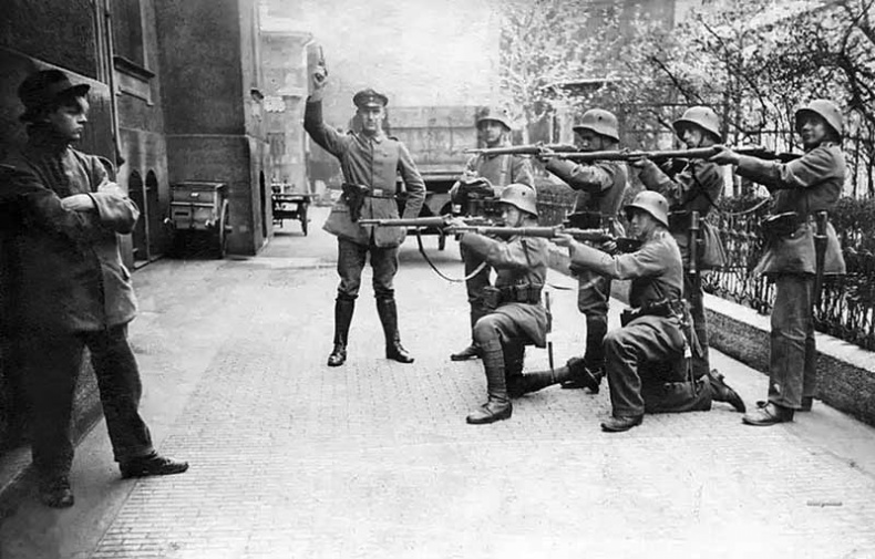 Иллюстрация к книге — Россия и Германия. Друзья или враги? [i_027.jpg]