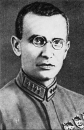 Иллюстрация к книге — Взлет и падение «красного Бонапарта». Трагическая судьба маршала Тухачевского [_13.jpg]