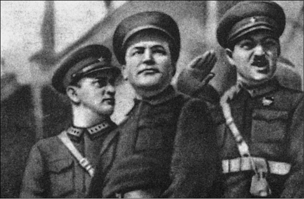 Иллюстрация к книге — Взлет и падение «красного Бонапарта». Трагическая судьба маршала Тухачевского [_18.jpg]