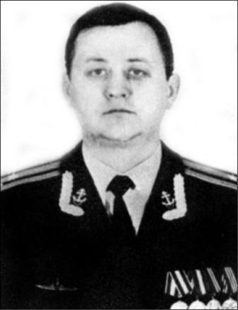 Иллюстрация к книге — Гибель &quot;Курска&quot;. Неизвестные страницы трагедии [i_001.jpg]