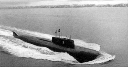 Иллюстрация к книге — Гибель &quot;Курска&quot;. Неизвестные страницы трагедии [i_004.jpg]