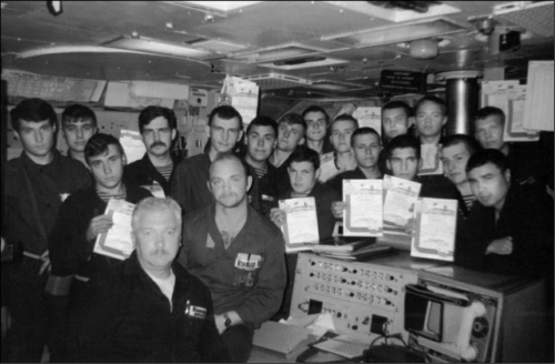 Иллюстрация к книге — Гибель &quot;Курска&quot;. Неизвестные страницы трагедии [i_012.jpg]