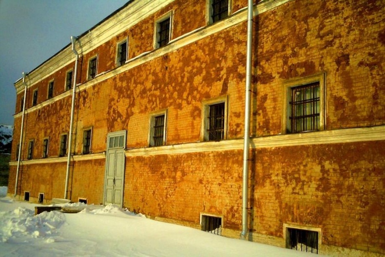 Иллюстрация к книге — Тайны петербургских крепостей. Шлиссельбургская пентаграмма [i_038.jpg]