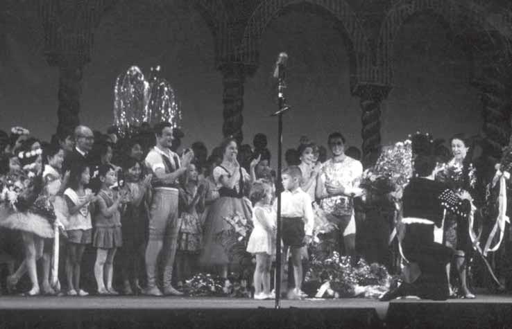 Иллюстрация к книге — Суламифь. Фрагменты воспоминаний [i_130.jpg]