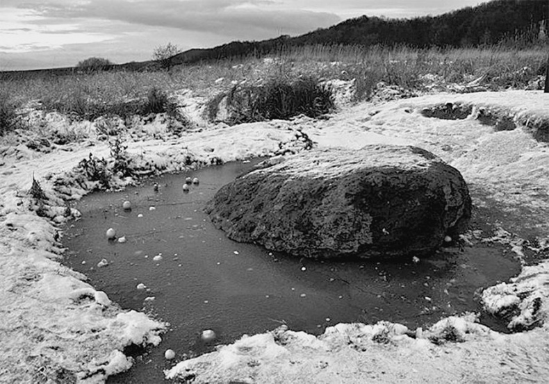 Иллюстрация к книге — Предания Синих камней [i_087.jpg]