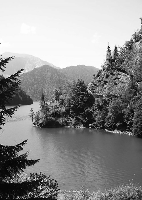 Иллюстрация к книге — Рассвет Инлиранги [i_001.jpg]