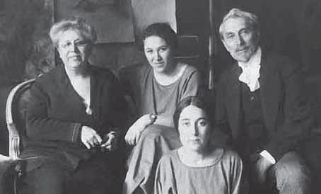 Иллюстрация к книге — "Свеча горела…" Годы с Борисом Пастернаком [i_039.jpg]