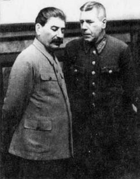 Иллюстрация к книге — Победоносец Сталин. Генералиссимус в Великой Отечественной войне [_095.jpg]