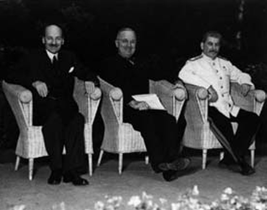 Иллюстрация к книге — Победоносец Сталин. Генералиссимус в Великой Отечественной войне [_235.jpg]