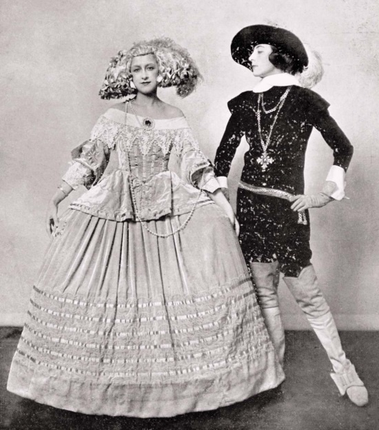 Иллюстрация к книге — Молодые и красивые. Мода двадцатых годов [i_193.jpg]