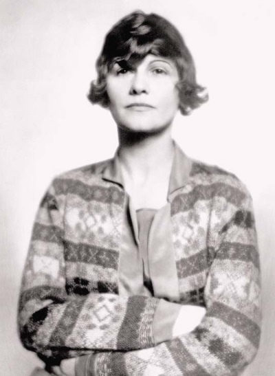 Иллюстрация к книге — Молодые и красивые. Мода двадцатых годов [i_199.jpg]