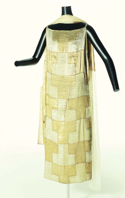 Иллюстрация к книге — Молодые и красивые. Мода двадцатых годов [i_258.jpg]