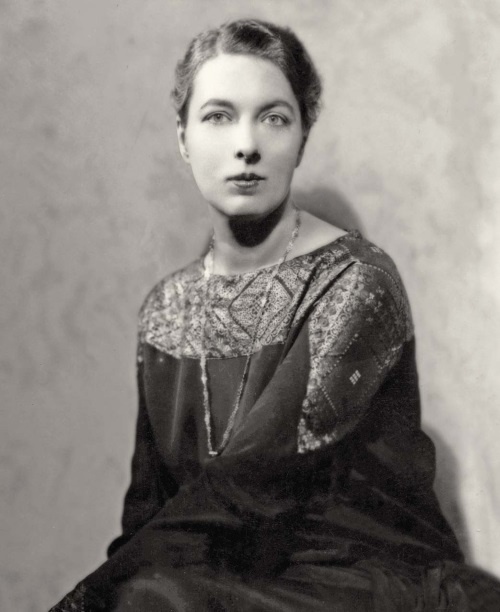 Иллюстрация к книге — Молодые и красивые. Мода двадцатых годов [i_307.jpg]