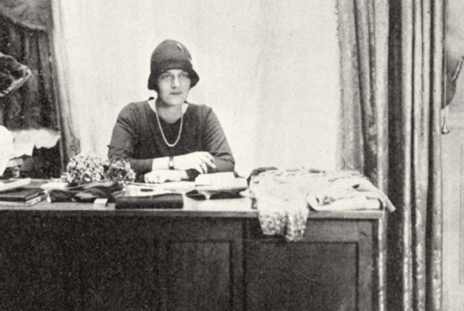 Иллюстрация к книге — Молодые и красивые. Мода двадцатых годов [i_363.jpg]