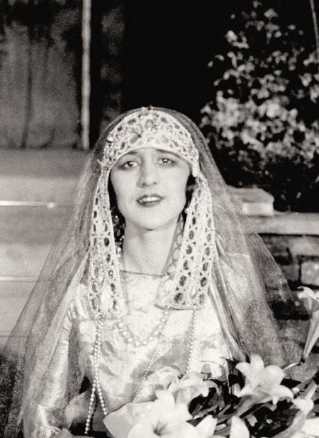 Иллюстрация к книге — Молодые и красивые. Мода двадцатых годов [i_380.jpg]