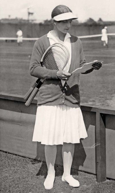 Иллюстрация к книге — Молодые и красивые. Мода двадцатых годов [i_474.jpg]