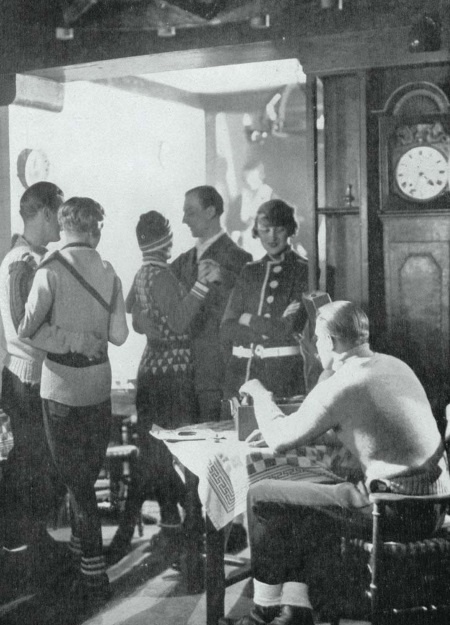 Иллюстрация к книге — Молодые и красивые. Мода двадцатых годов [i_528.jpg]