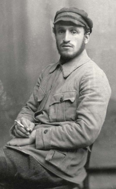 Иллюстрация к книге — Молодые и красивые. Мода двадцатых годов [i_543.jpg]