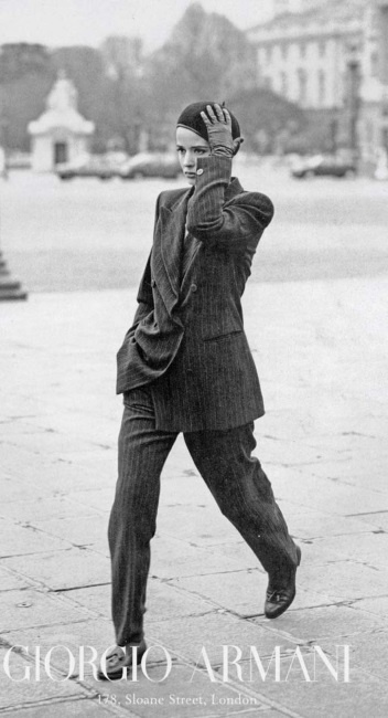 Иллюстрация к книге — Молодые и красивые. Мода двадцатых годов [i_644.jpg]