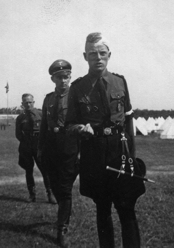 Иллюстрация к книге — 12-я танковая дивизия СС «Гитлерюгенд» [_2.jpg]