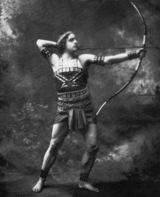 Иллюстрация к книге — 100 великих мастеров балета [i_065.jpg]