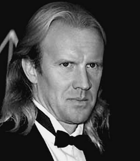 Иллюстрация к книге — 100 великих мастеров балета [i_135.jpg]