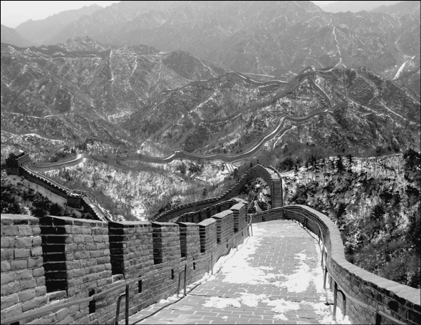 Иллюстрация к книге — 100 великих чудес света [i_028.jpg]